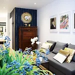 Big studio close to Montorgeuil local commercial - PonceauBis
